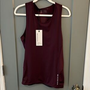 Women's Burgundy Tank Top compression second skin Size X LARGE